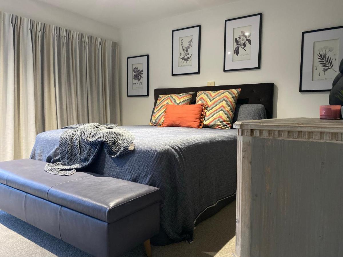 Modern Beach Apartment With Pool & Location Mount Maunganui Eksteriør billede