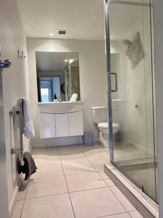 Modern Beach Apartment With Pool & Location Mount Maunganui Eksteriør billede