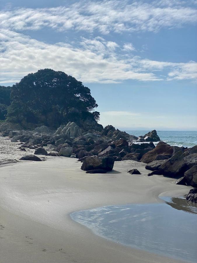 Modern Beach Apartment With Pool & Location Mount Maunganui Eksteriør billede